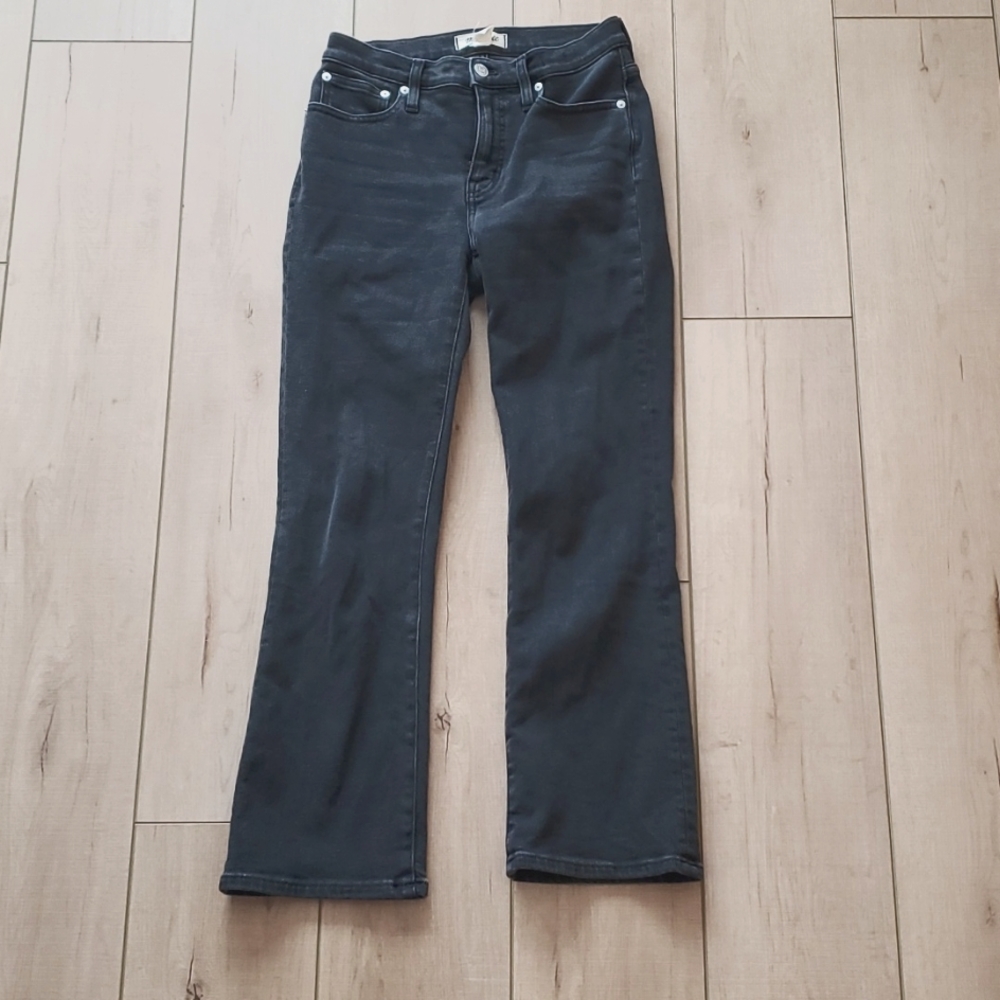 Madewell Mid-Rise Kick Out Jeans